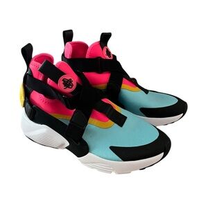 Nike Air Huarache City Sneakers